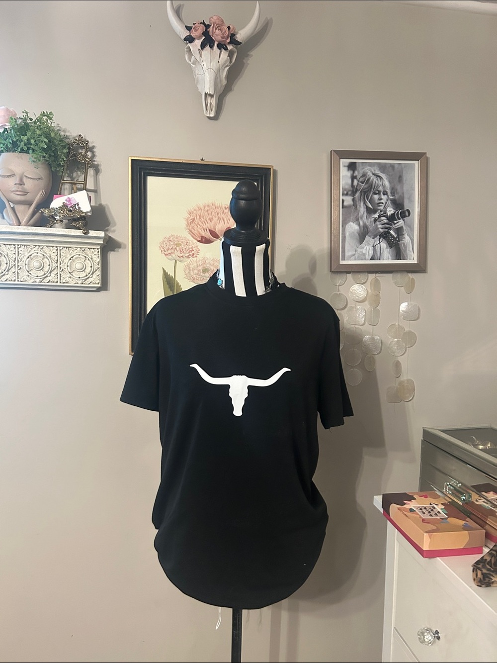 Black Short Sleeve Tee with Longhorn Graphic